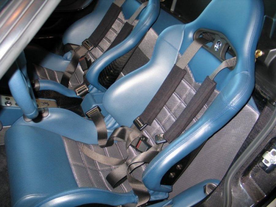  Maserati MC-12 2005 года  (фото 6 из 16)